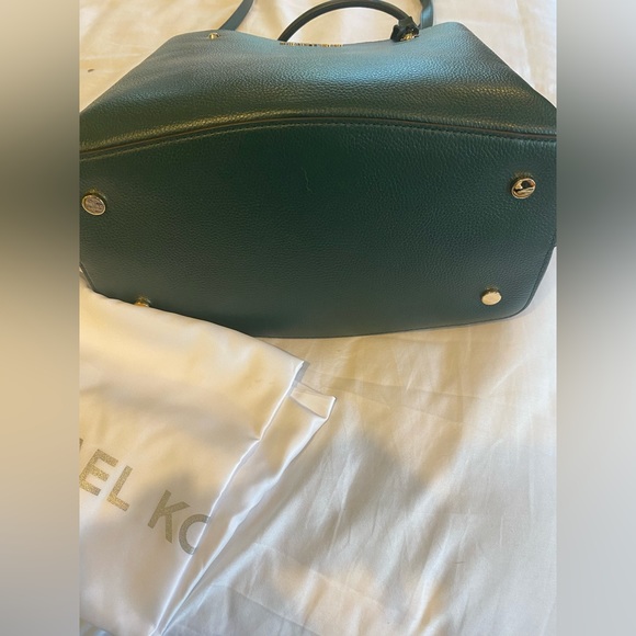 New Michael Kors Arielle Green Satchel Bag Large - Picture 8 of 10